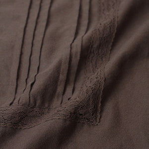 ビエラレース使いブラウス