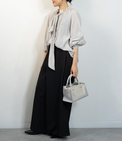 パウダーサテンボウタイブラウス