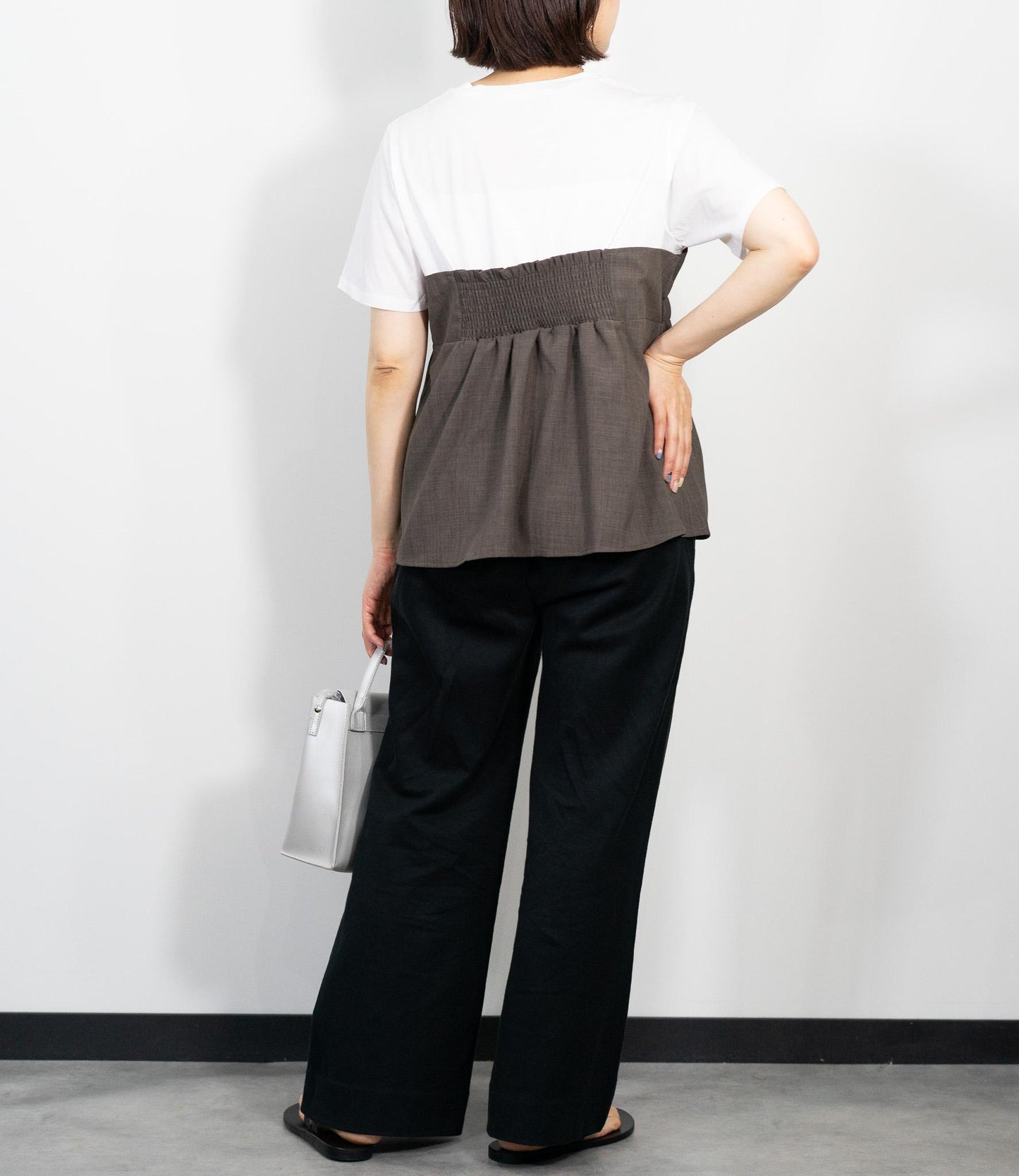 異素材ドッキングペプラムTシャツ
