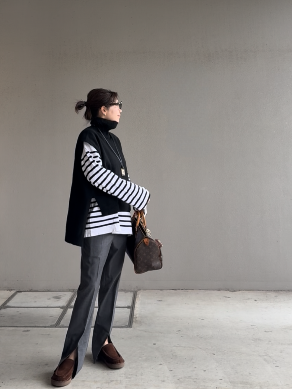 タートルネックスリットベスト