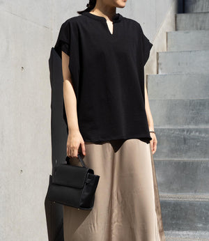 スタイルカバーキーネックカットソー