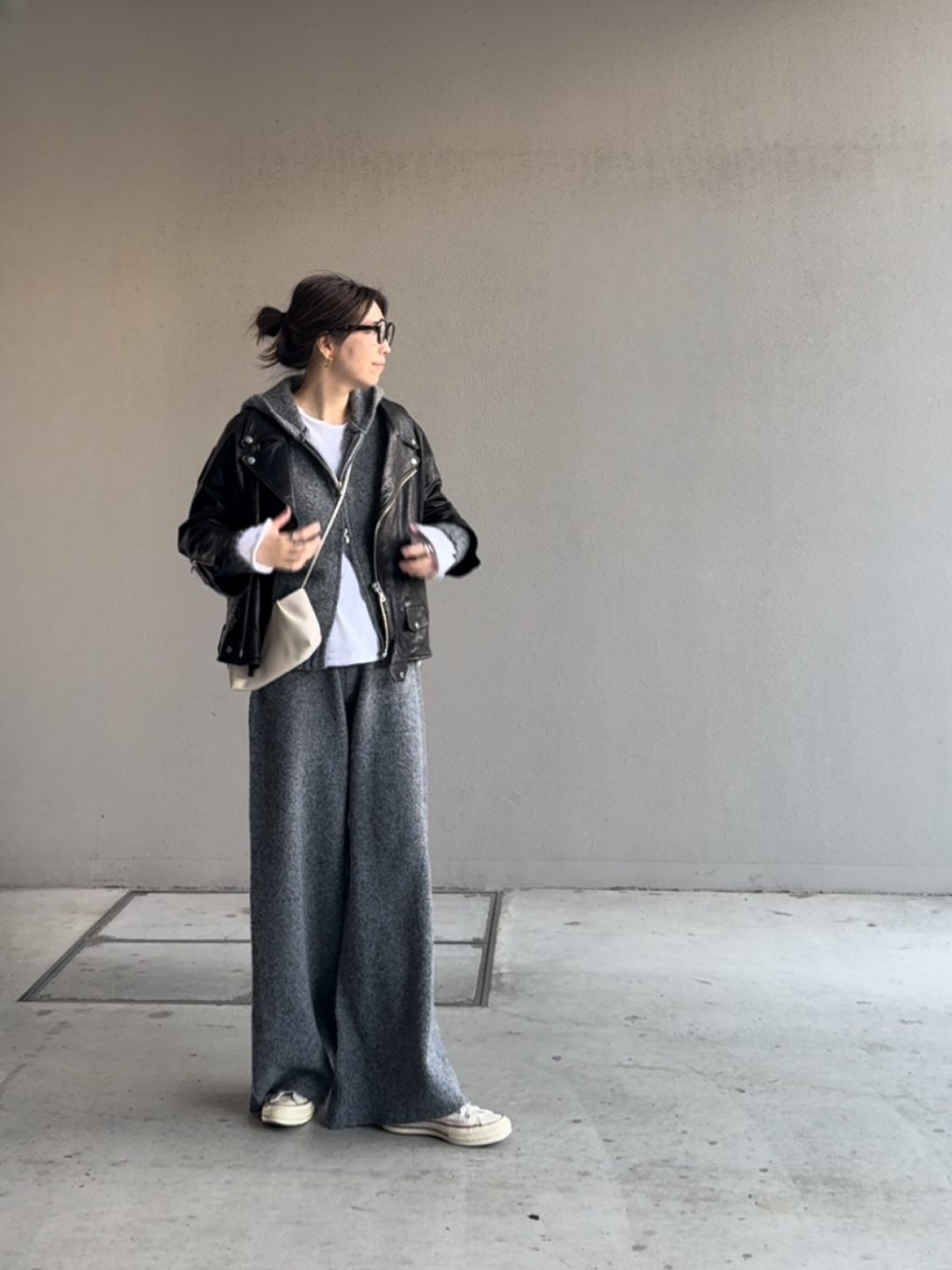 ダブルジップフーディーニットアップ