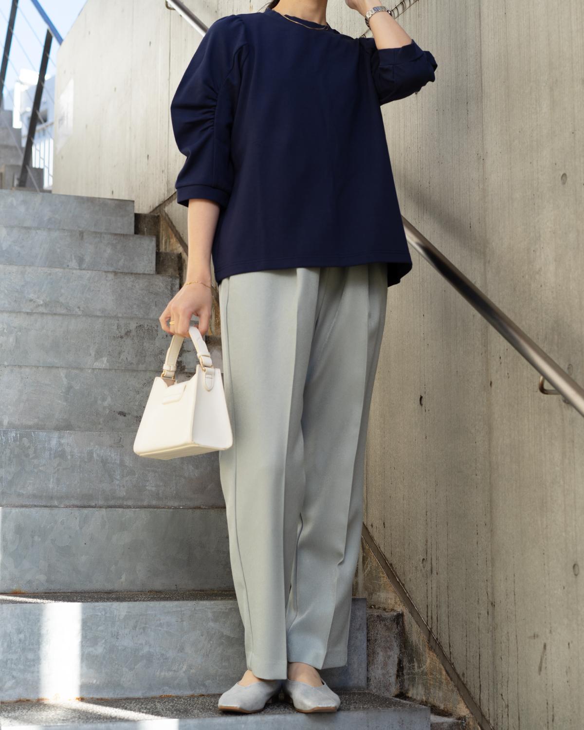 クルーネックボリュームスリーブカットソー