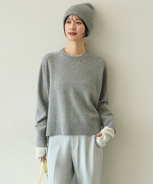 カシミヤブレンド クルーネックニット