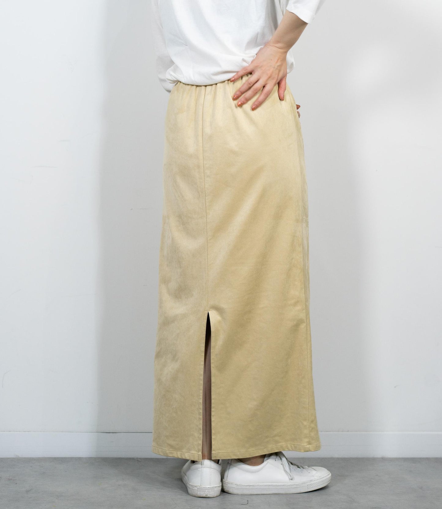 ストレッチスウェードライクIラインスカート