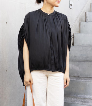 ギャザーモーフドルマンブラウス