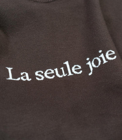 ジャガードロゴニット