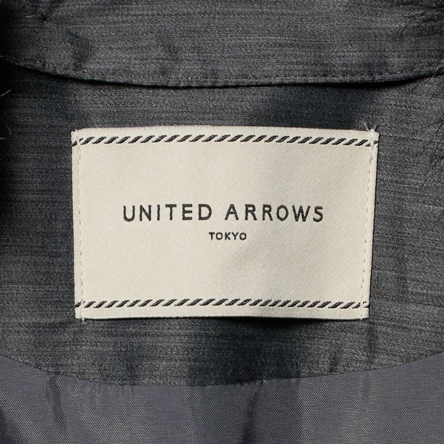 ペプラム ミドル ダウンコート