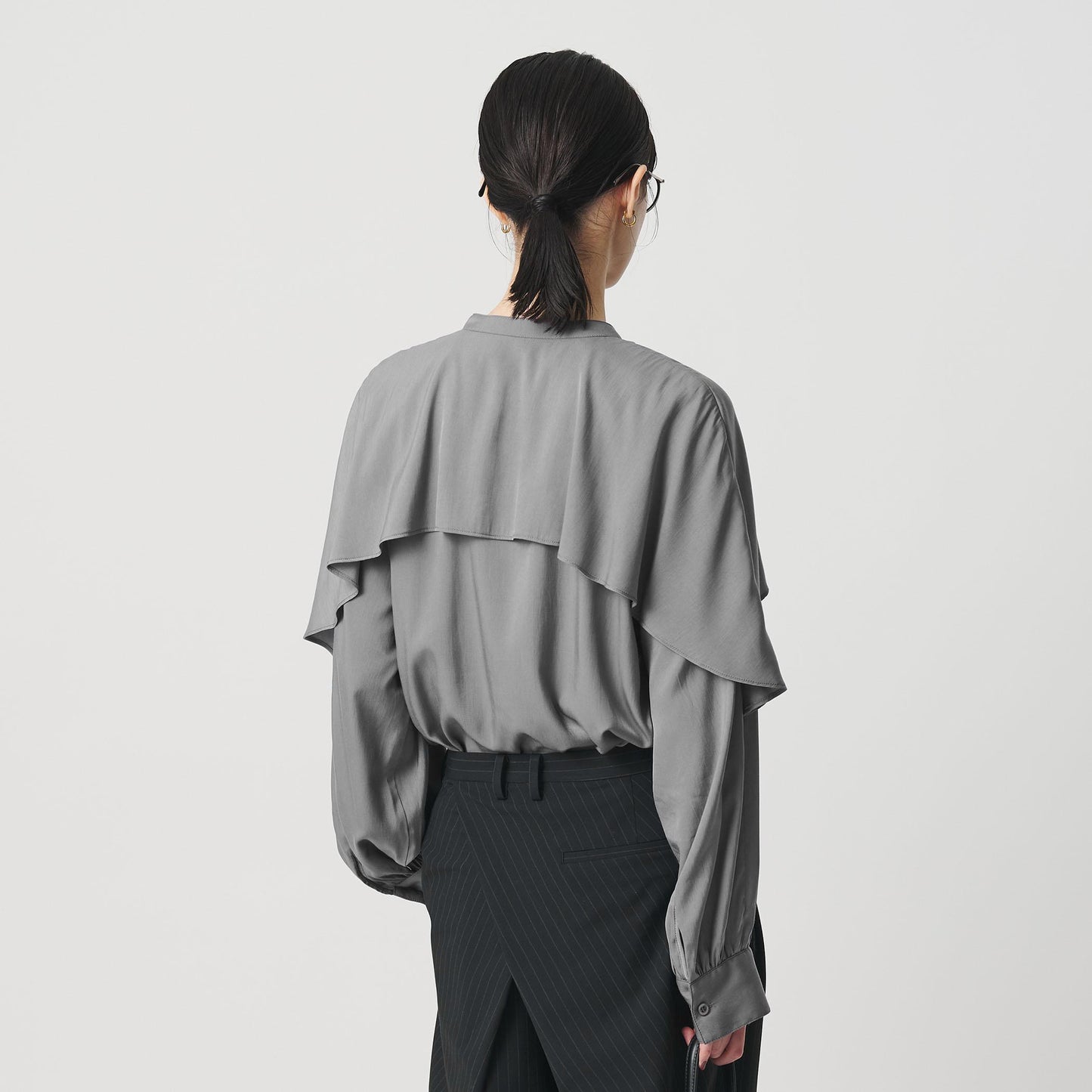 【WEB限定 Wardrobe DAILY MINIMAL】フリルレイヤーブラウス ウォッシャブル