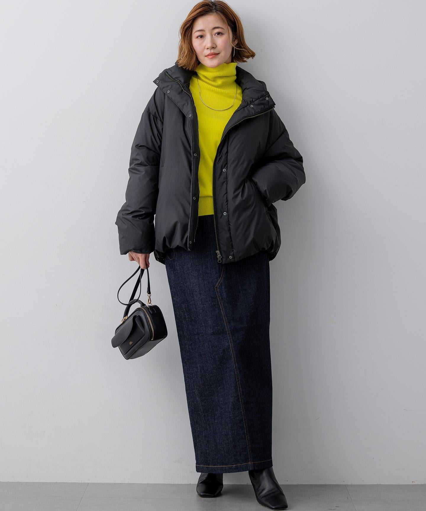 ステッチレス フーデット ダウン