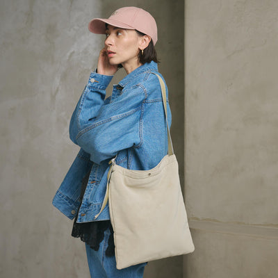 ラインテープ ショルダーバッグ