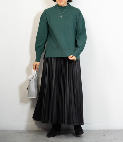 ハイネックスクエアニット