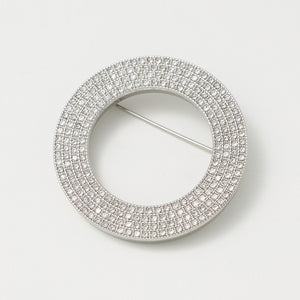 サークル ブローチ