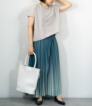 ライングラデーションプリーツスカート