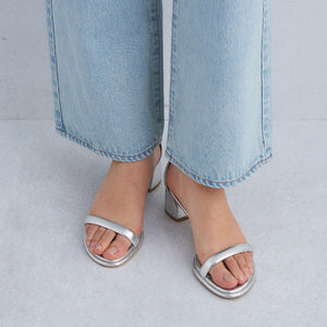 チャンキーパテッドサンダル（4.5cmヒール）