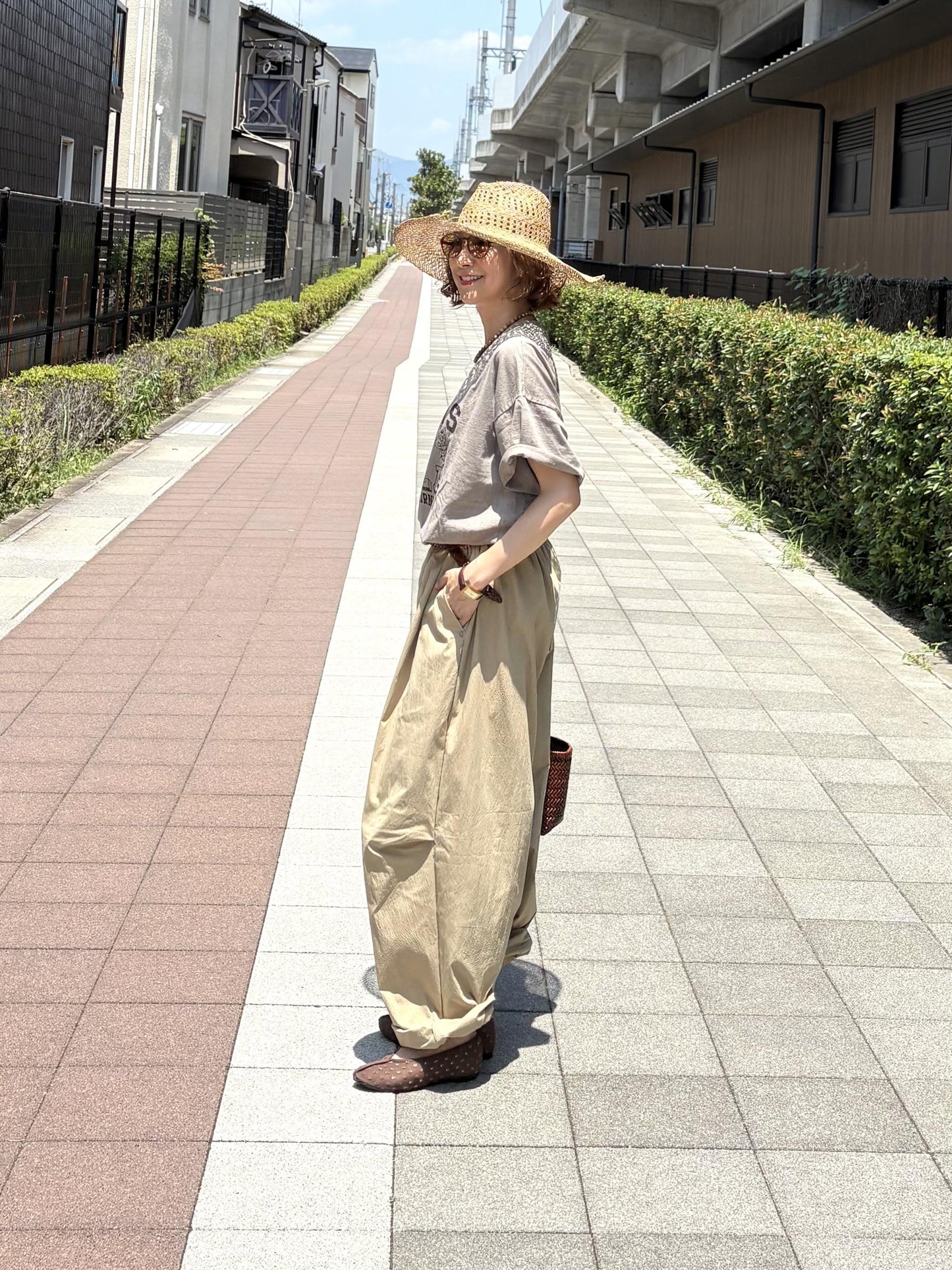 コットンワイドバレルパンツ