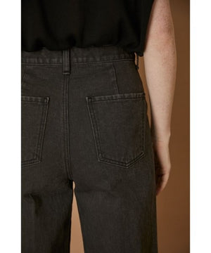 Low-waist-straight-denim