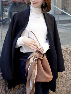 ハイネックリブニット