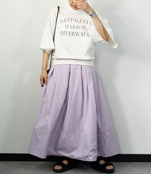 フレア袖レタリングTシャツ