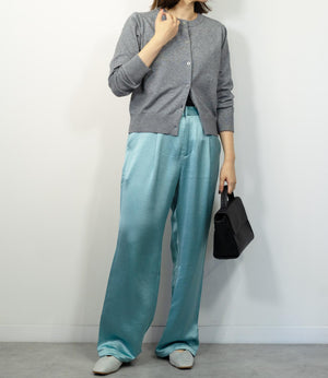 ふんわりタッチクルーネックカーディガン