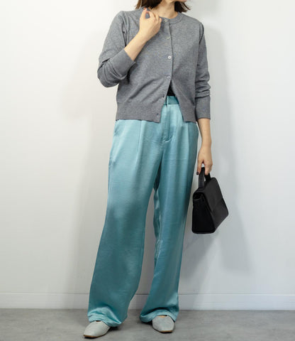 ふんわりタッチクルーネックカーディガン