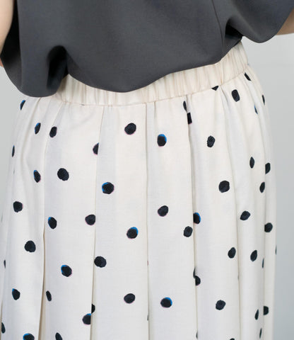 ランダムドットミモレタックスカート