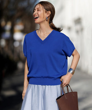 スゴ機能美 Vネック ニット