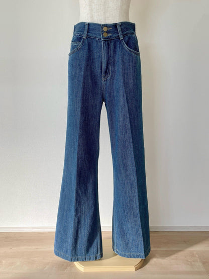 センタープレスフレアデニム