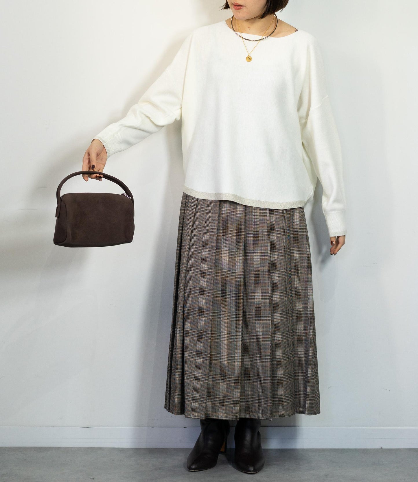 ラメボートネックラウンドニット