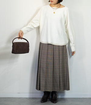 ラメボートネックラウンドニット