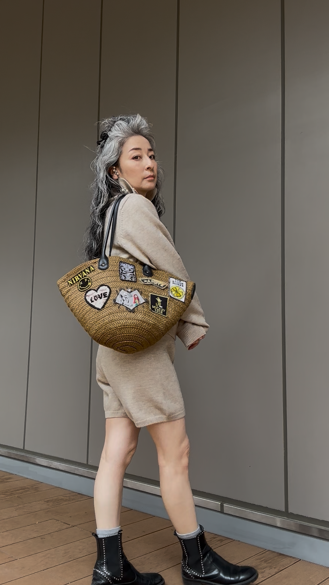 ハイネックショートパンツニットアップ