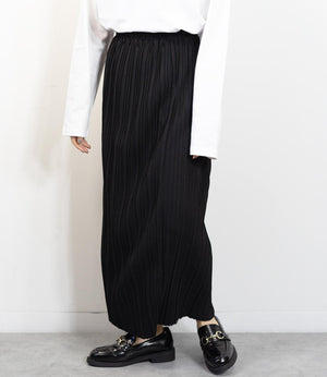 ストレートプリーツスカート