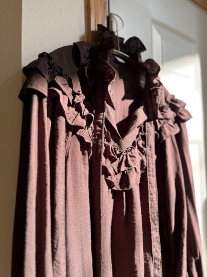 フリルネックボリュームスリーブブラウス