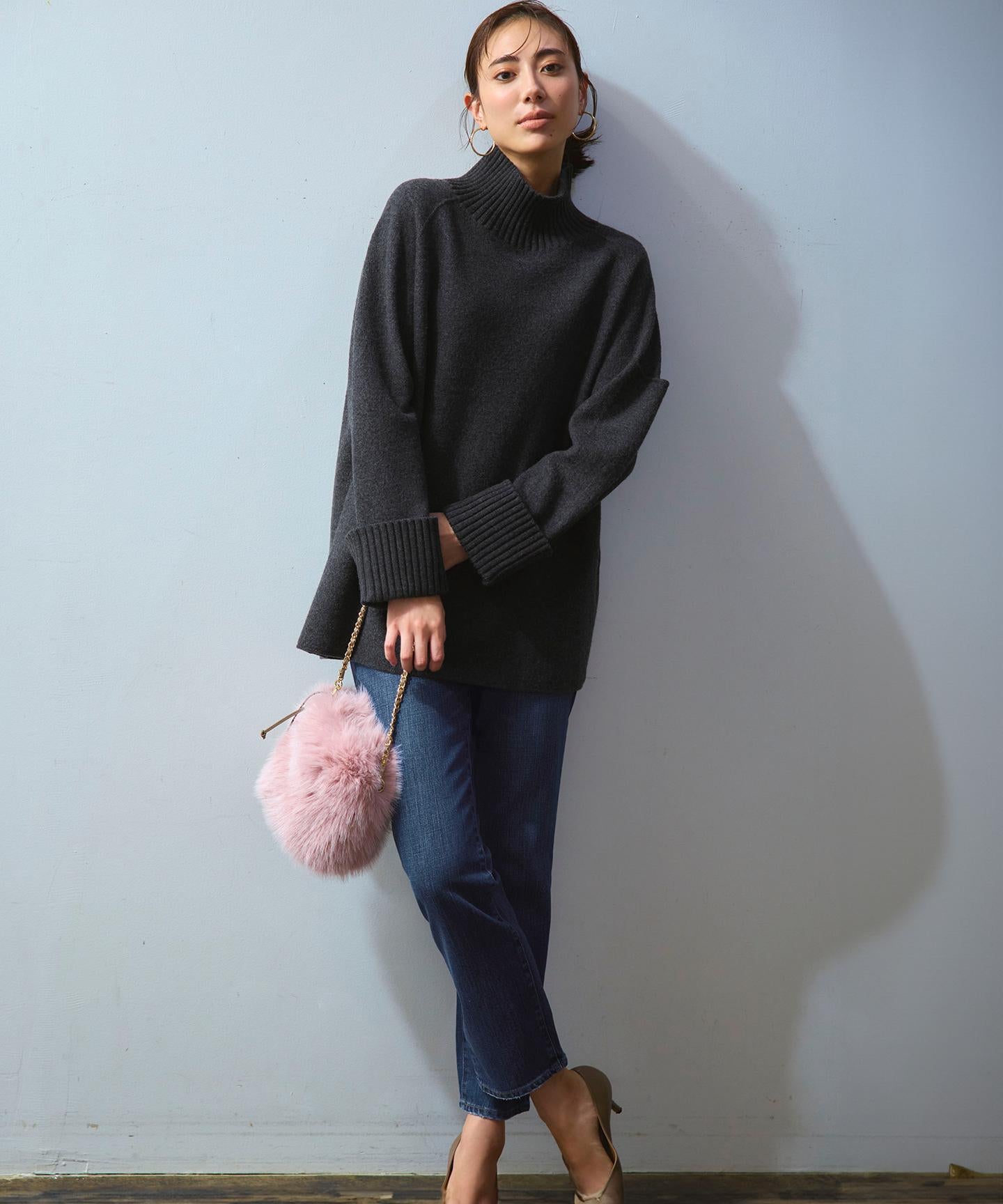 フェイクファー チャーム バッグ