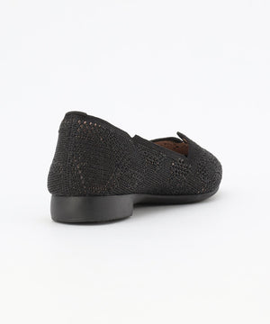 ポインテッド レース パンプス