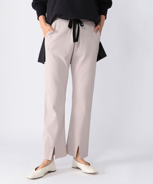 スリットパンツ