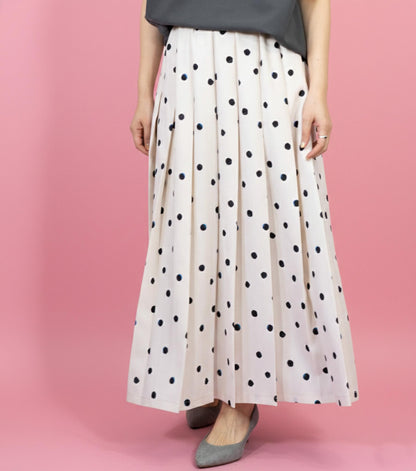 ランダムドットミモレタックスカート