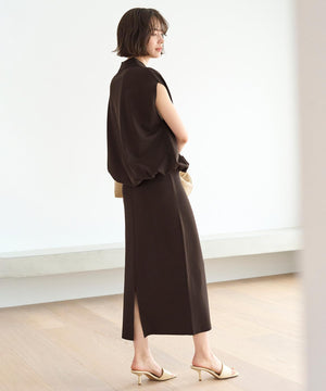 スゴ機能美ニット Iラインスカート