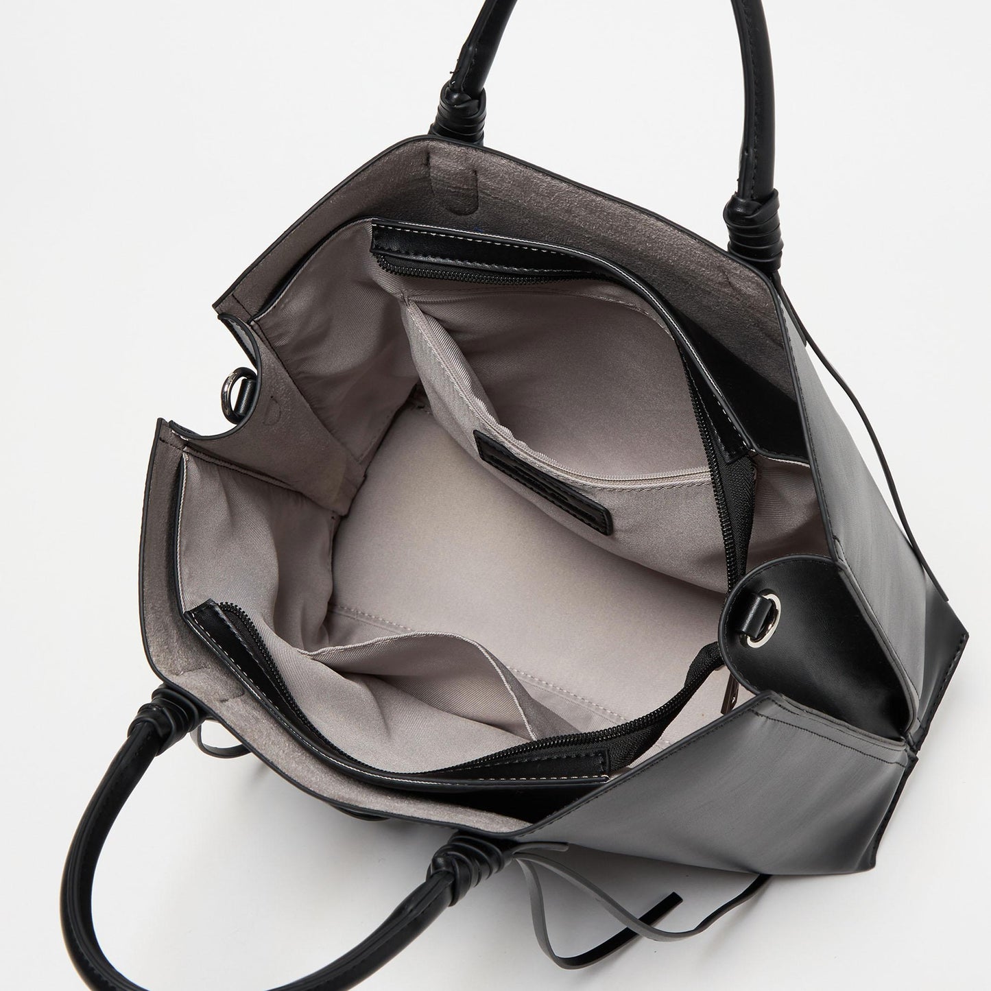 【WEB限定】2WAYタッセルハンドル A4 トートバッグ / ショルダーバッグ