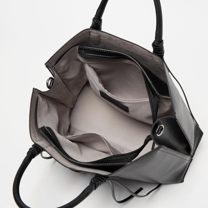 【WEB限定】2WAYタッセルハンドル A4 トートバッグ / ショルダーバッグ