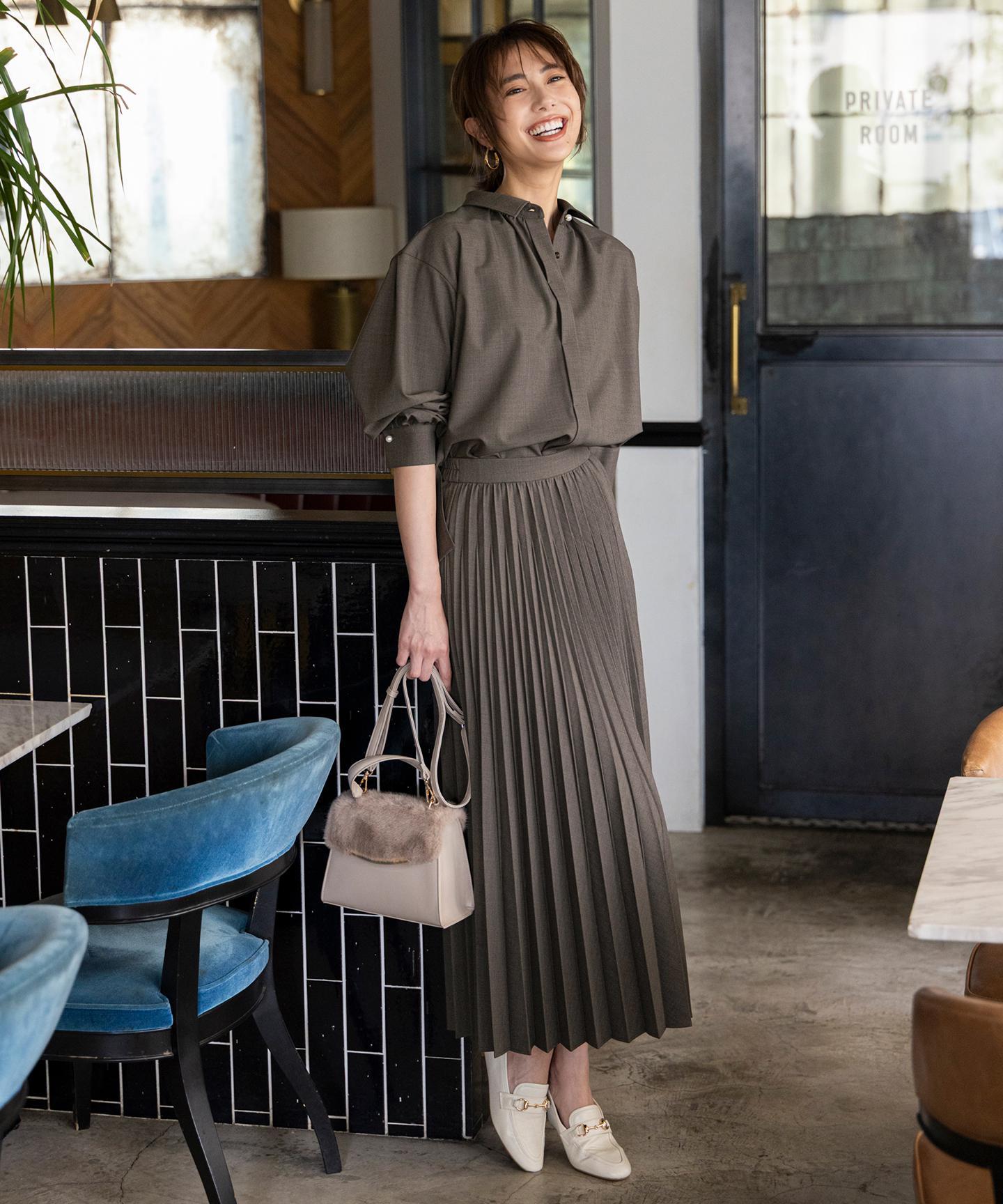 ウーステッドエステル  プリーツスカート