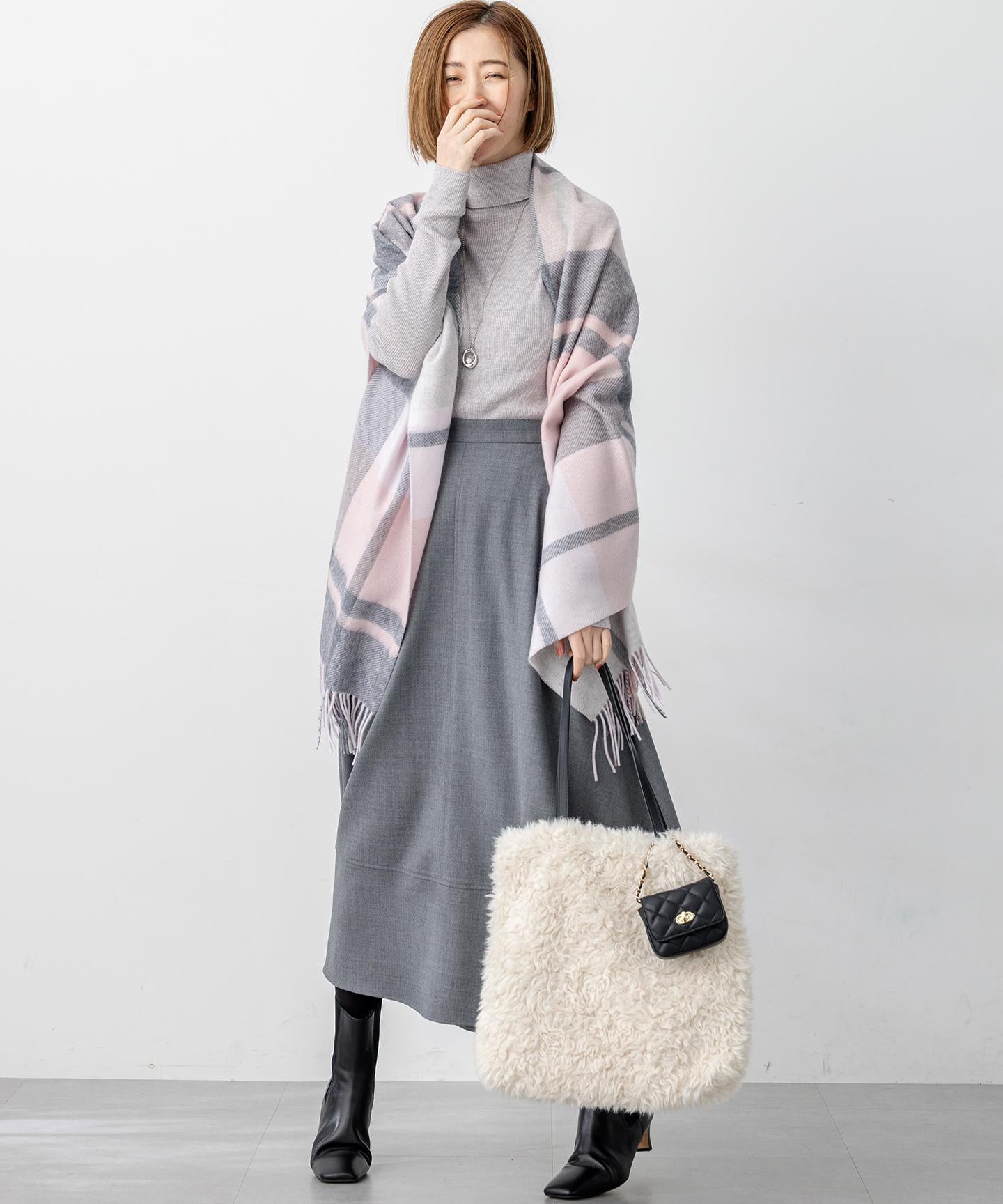 ウーステッドウール リブタートル ニット