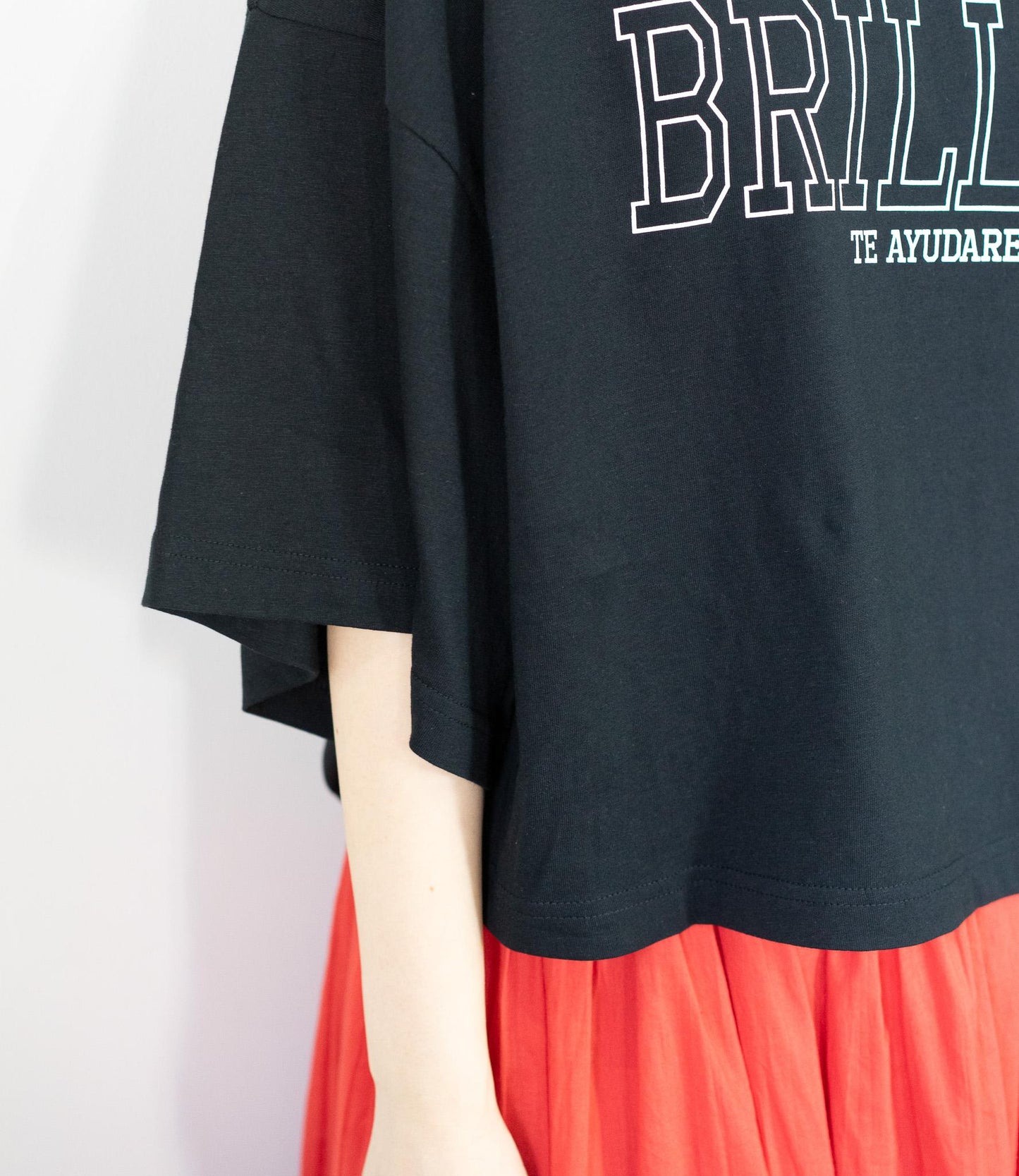 クロップドロゴTシャツ