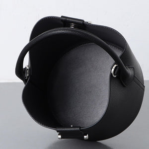 メタルポイント バケットバッグ