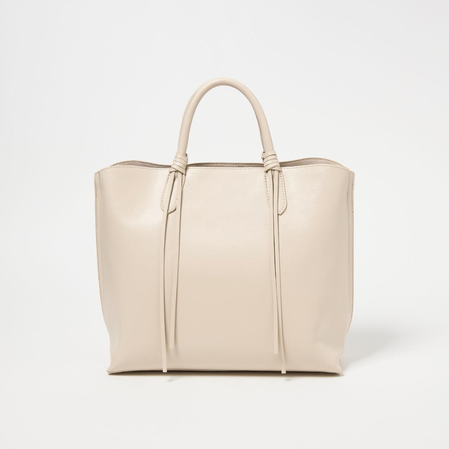 【WEB限定】2WAYタッセルハンドル A4 トートバッグ / ショルダーバッグ