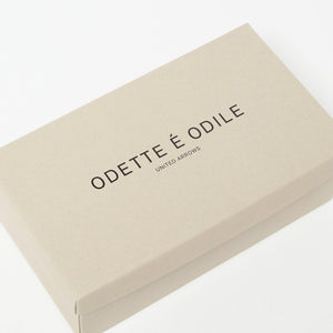 【WEB限定】ポインテッド ストラップ フラット20■↓↑