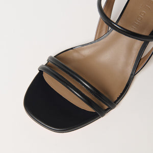 クッションストリング サンダル50↑