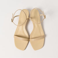 ベージュ系・NATURAL