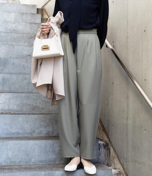 ツータックカーブパンツ