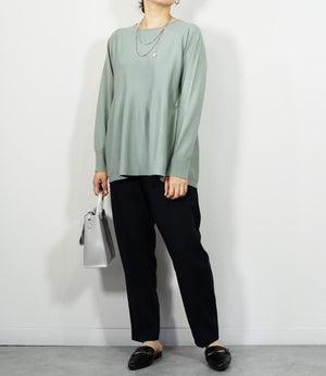 ペプラムシルエットニットプルオーバー